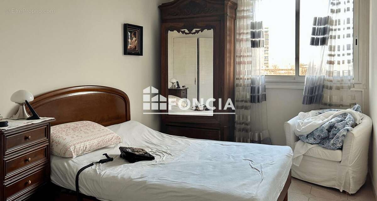 Appartement à SALON-DE-PROVENCE