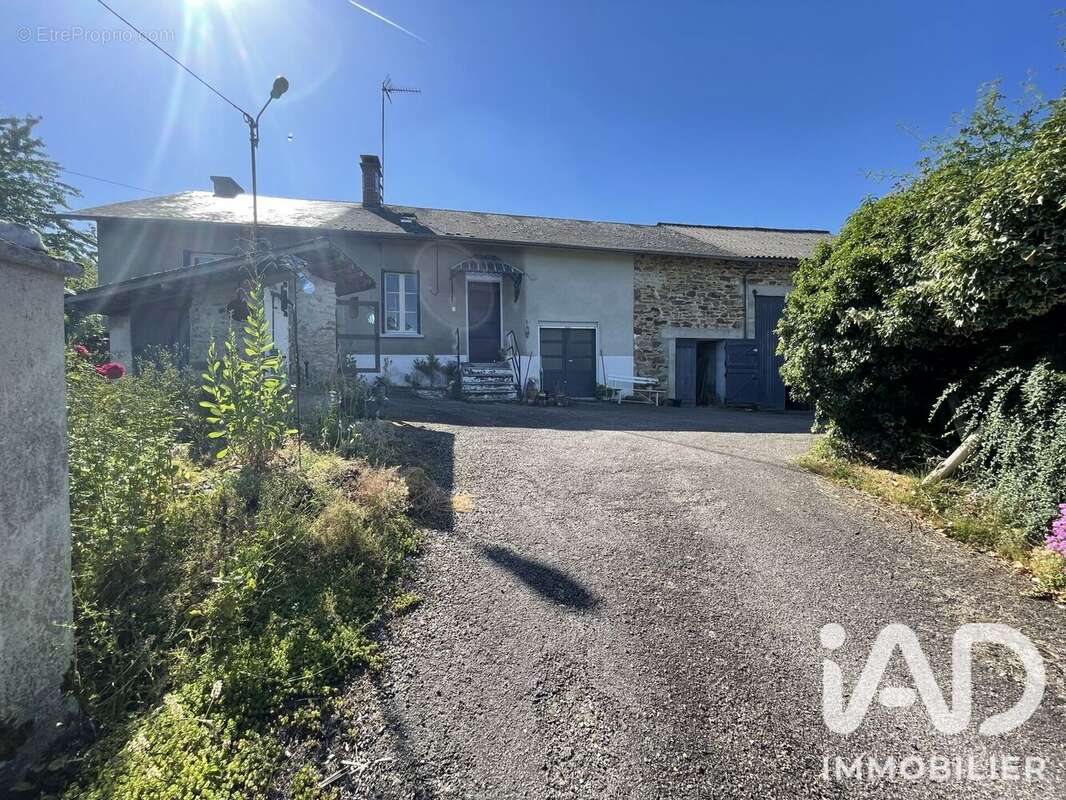 Photo 3 - Maison à CHATEAUNEUF-LA-FORET