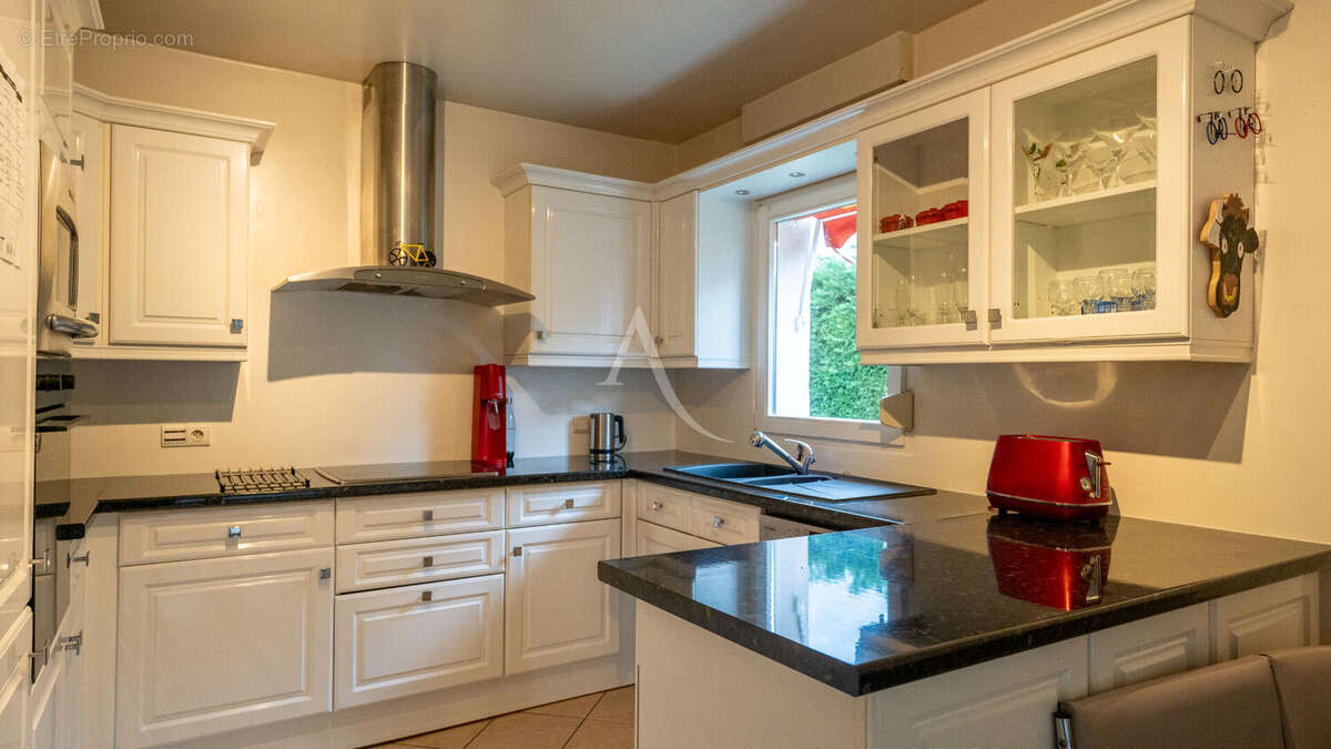 Maison à SAINT-JULIEN-EN-GENEVOIS