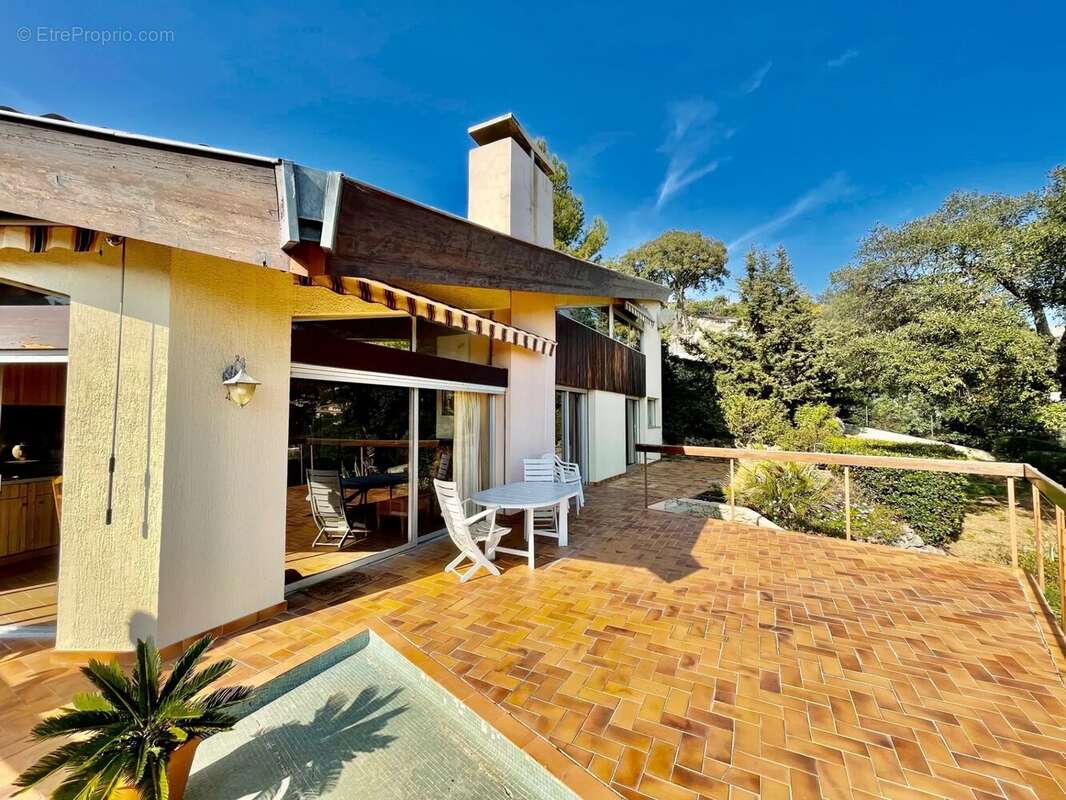 Maison à CAVALAIRE-SUR-MER