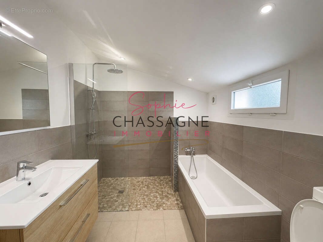 À 30 minutes de Bergerac   Propriété équestre avec 3 logements attenants sur plus de 4 hectares - photo 8