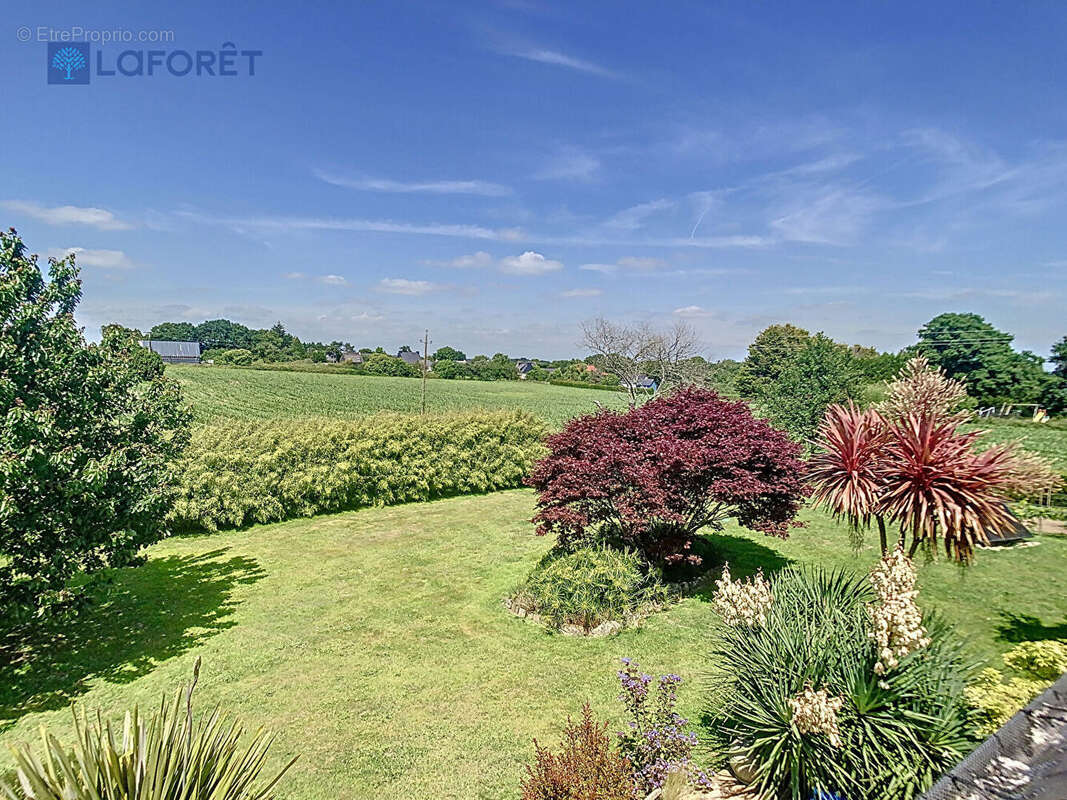 Maison à SAINTE-HELENE