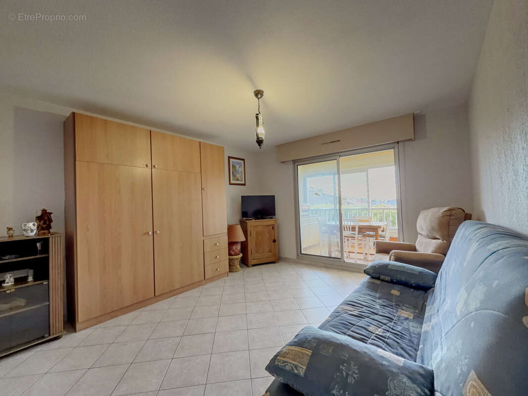 Appartement à SIX-FOURS-LES-PLAGES