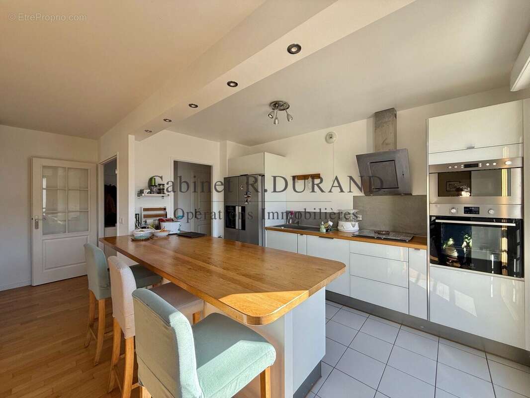 Appartement à COLOMBES