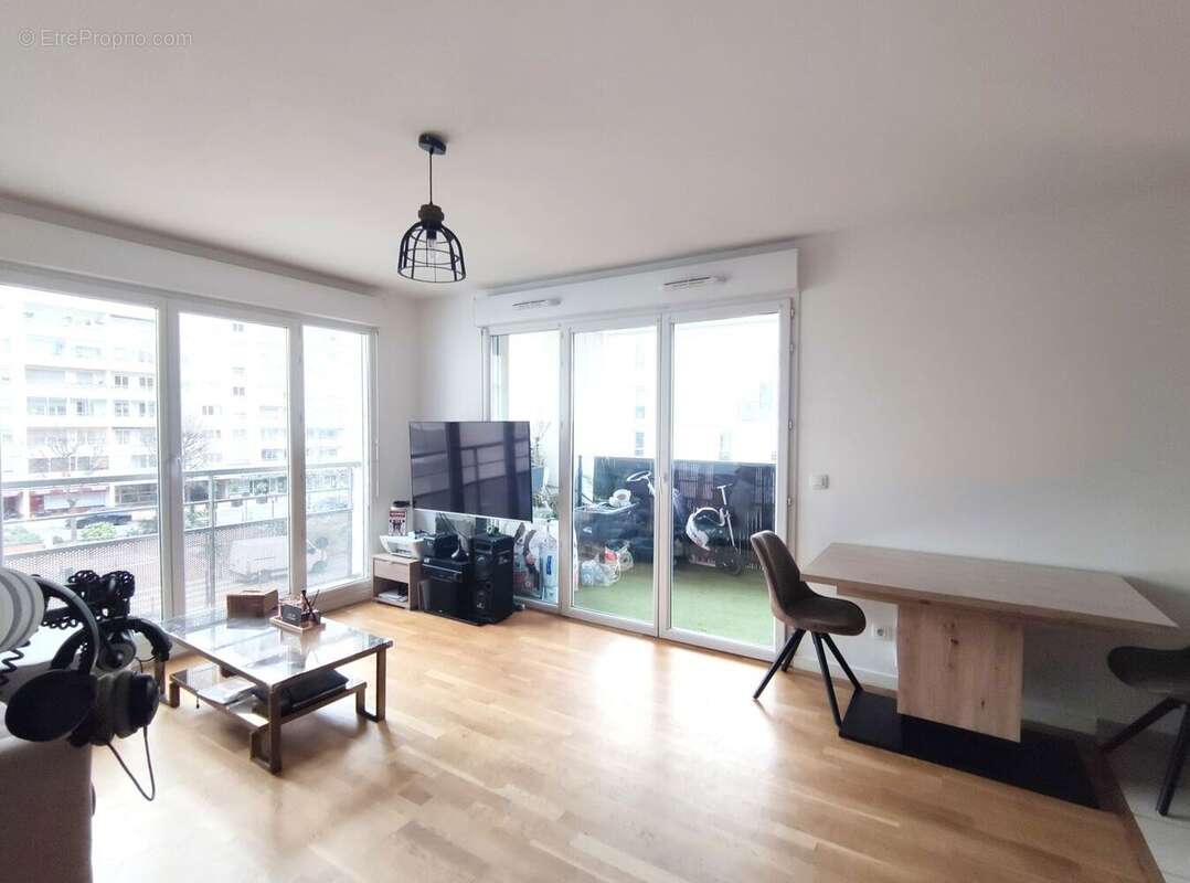 Appartement à SAINT-GRATIEN