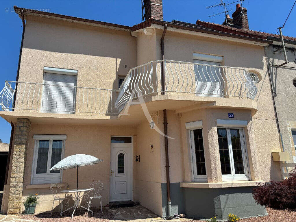 Maison à FOURCHAMBAULT