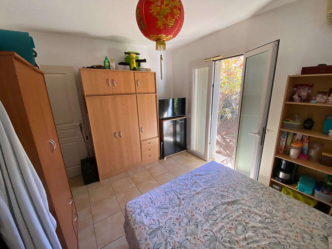 Appartement 45 m² à Le Port  - photo 5