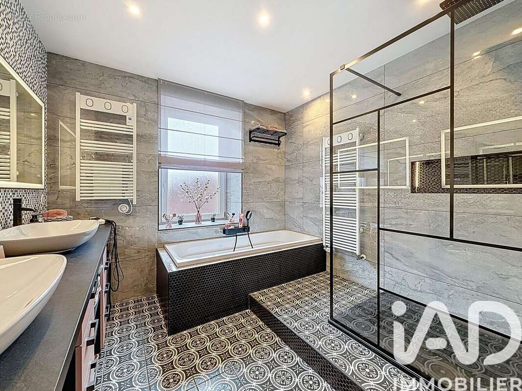 Photo 5 - Maison à APACH