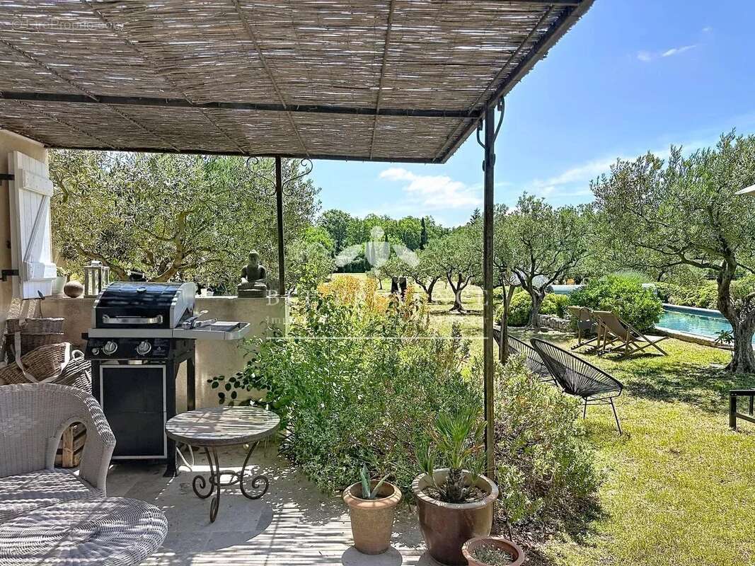 Maison de caractère avec piscine et maison d'amis, au calme - photo 26