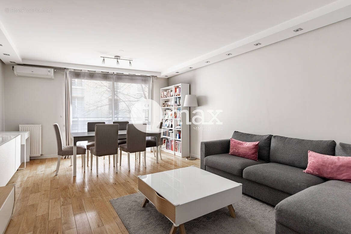 Appartement à LEVALLOIS-PERRET