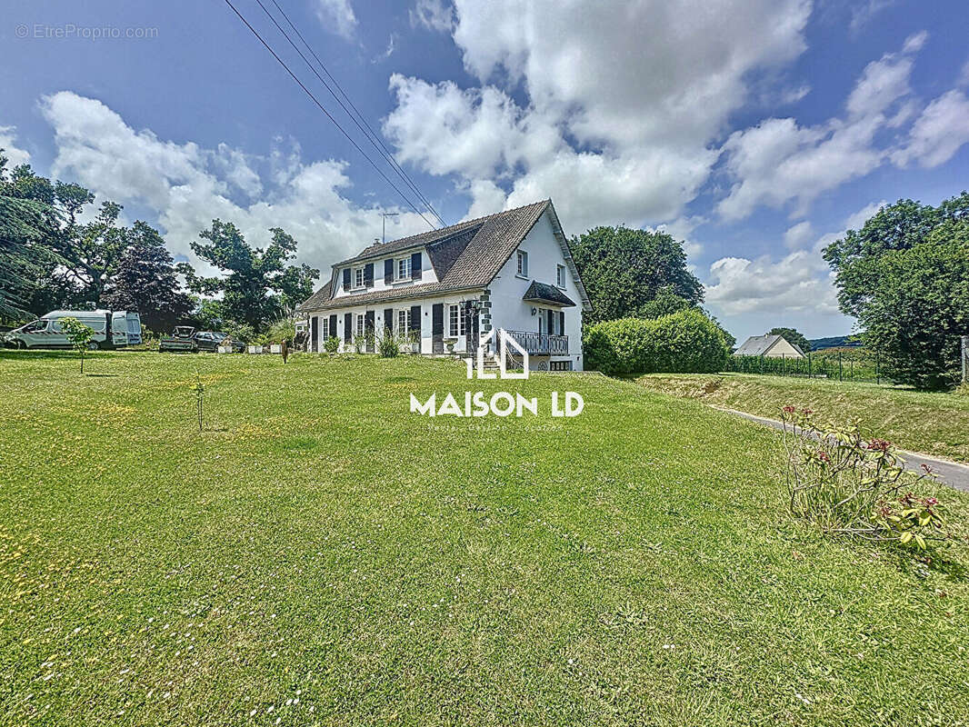 Maison à LA HAYE-DU-PUITS