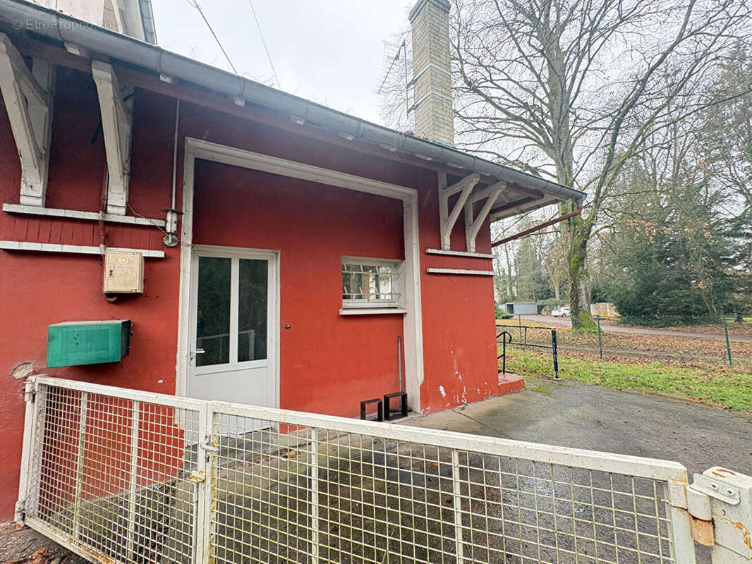 Maison à THAON-LES-VOSGES