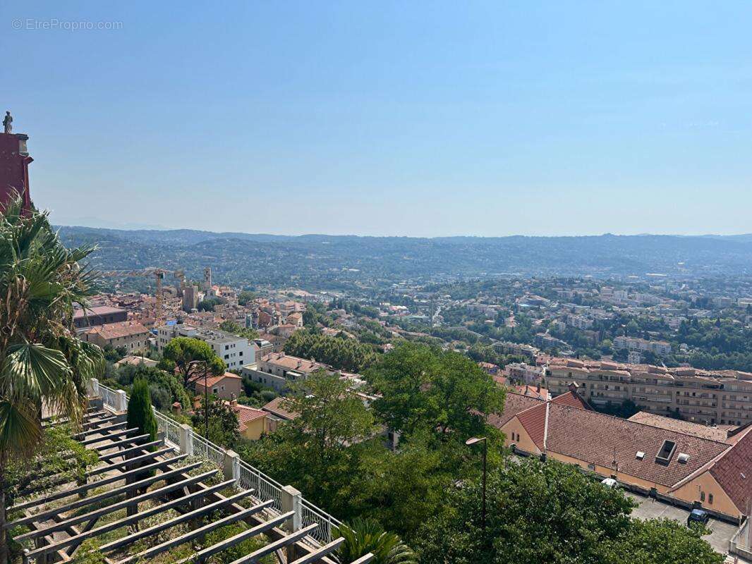 Appartement à GRASSE