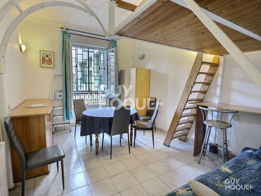 Appartement à PARIS-12E
