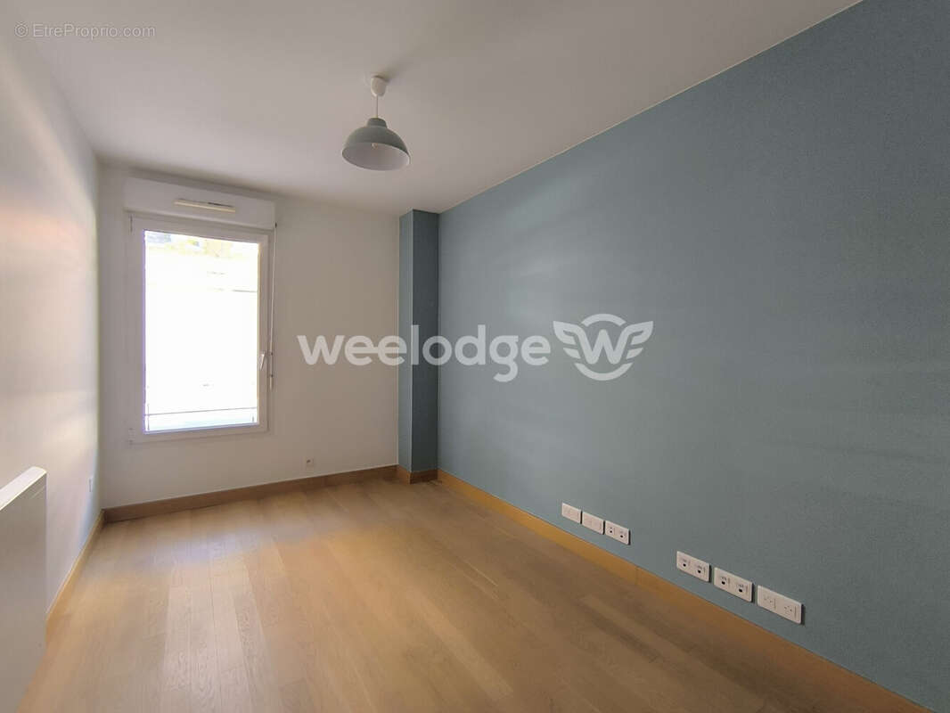 Commerce à CONFLANS-SAINTE-HONORINE