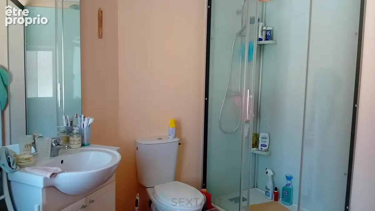 Jolie maison de village avec terrain et dépendances - photo 11