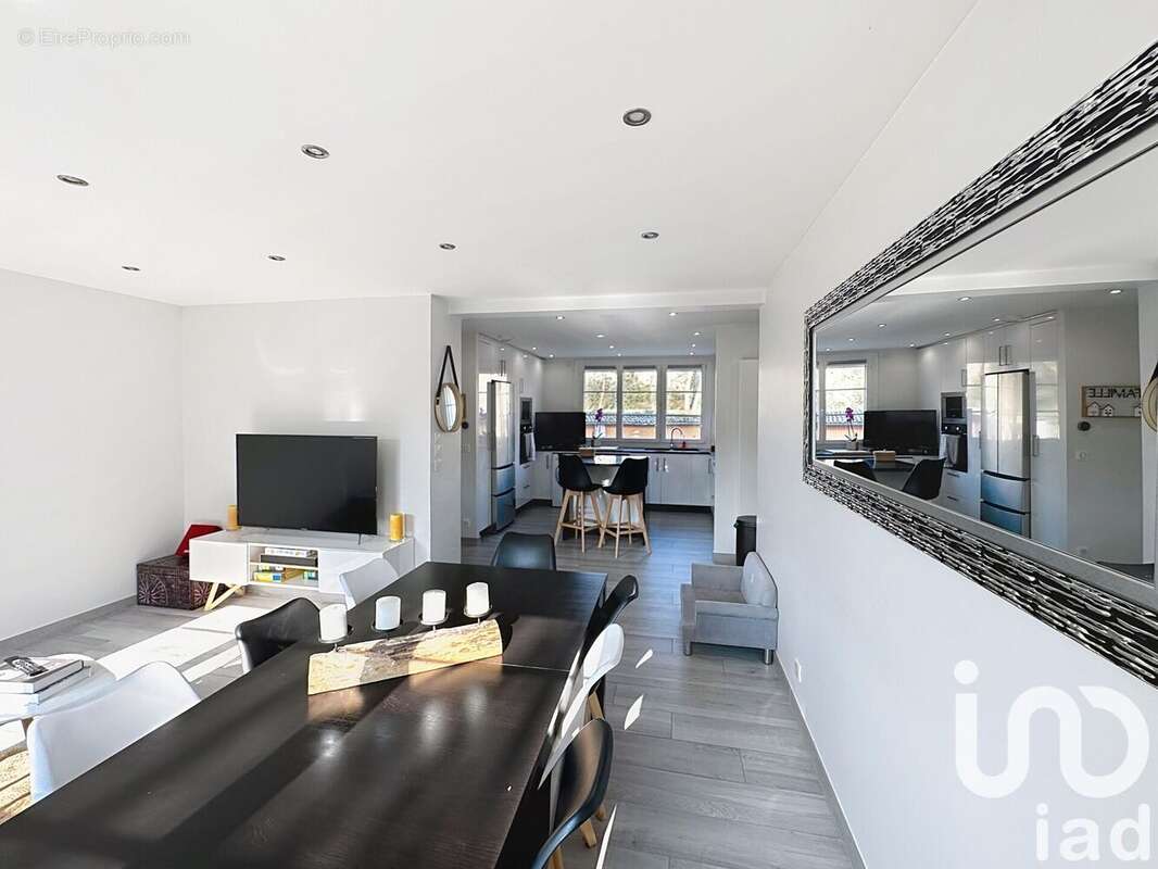 Photo 4 - Appartement à NANTERRE