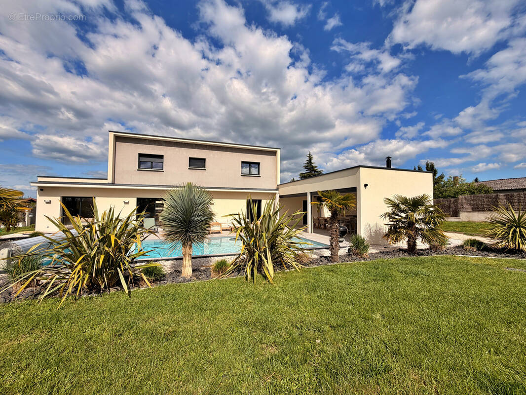 Maison à SAINT-SAVIN