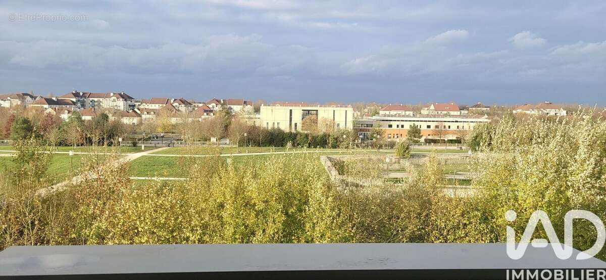 Photo 4 - Appartement à BUSSY-SAINT-GEORGES