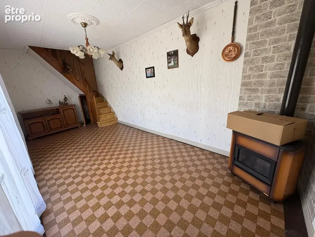 Ensemble immobilier de deux maisons à TULLY / 118500 euros - photo 5