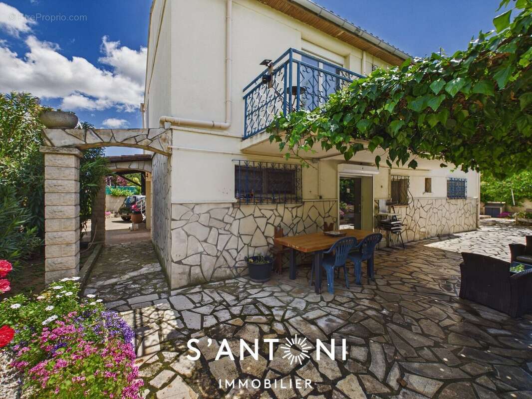 Maison à SAUVIAN