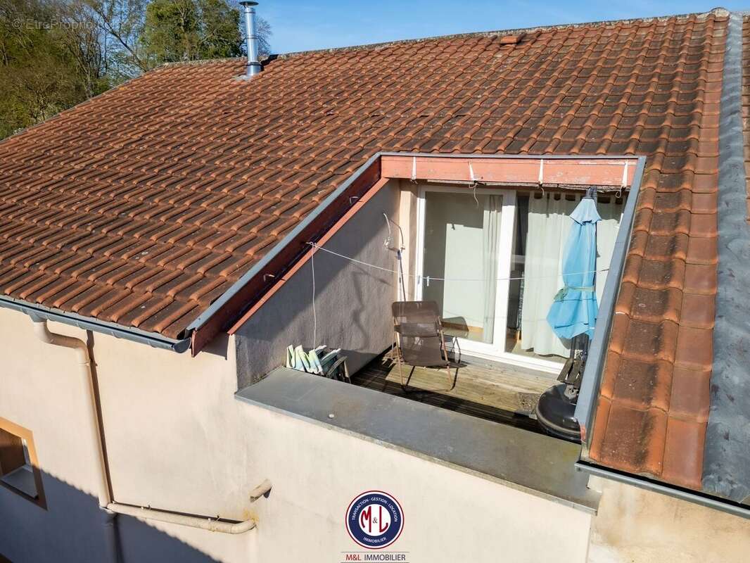 Maison à CHARLY-ORADOUR