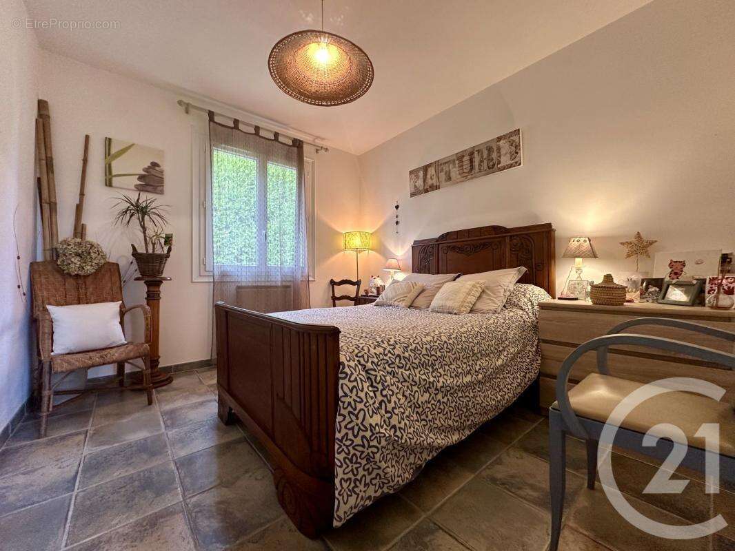 Maison à SAINT-LEGER-LA-MONTAGNE