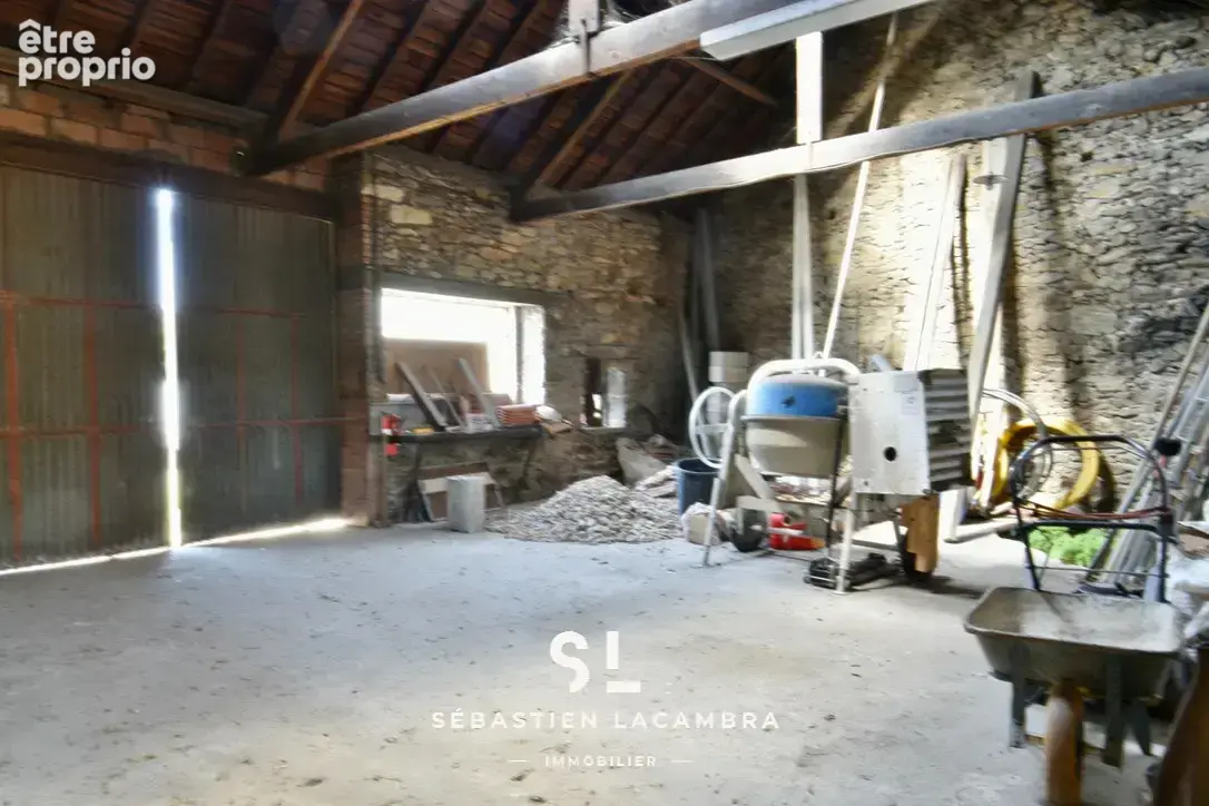 Jouqueviel   maison en pierre à rénover avec hangar et nombreuses dépendances - photo 39