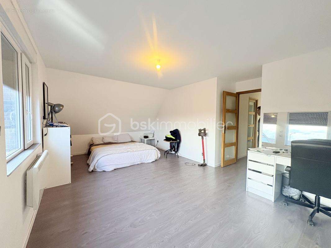 Maison à PECQUENCOURT