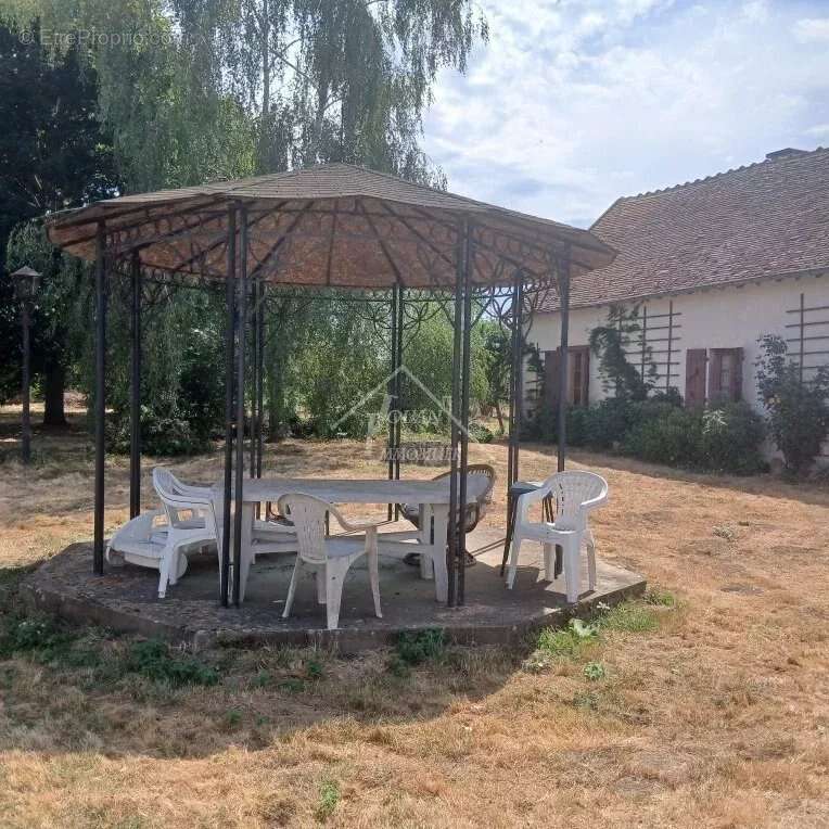 Charmante maison de 116 m² à La Ferté-Hauterive - photo 5