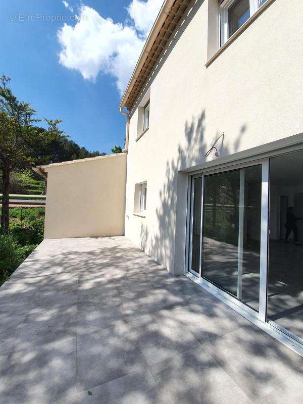 Maison à ROQUEVAIRE