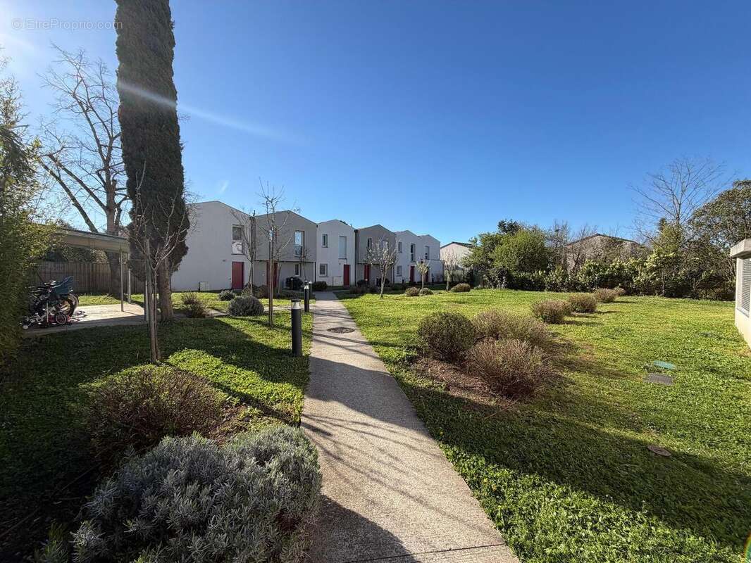   - Appartement à TOULOUSE