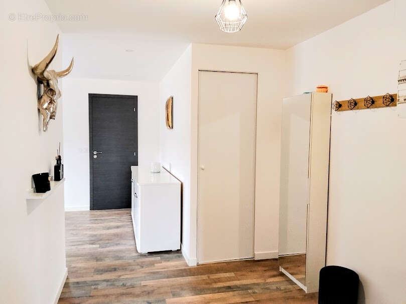 Appartement T3 Valserhône - photo 7
