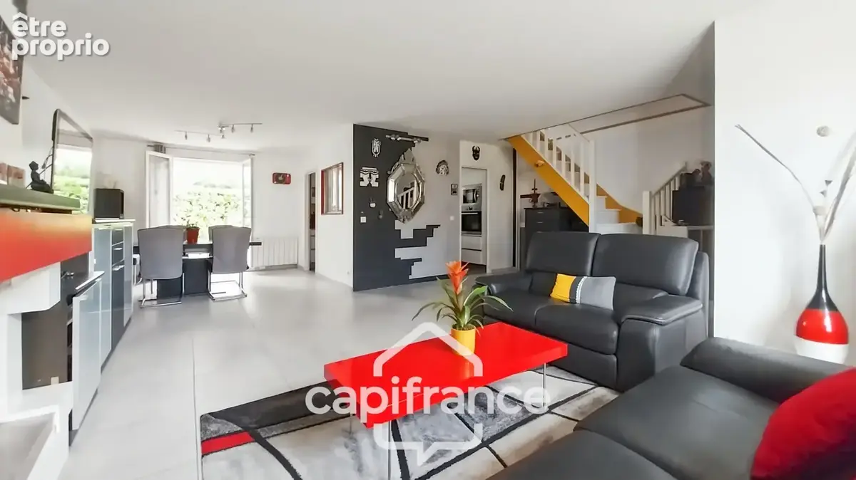 Le Plessis-Trévise-Maison 240 m2 au sol-Parcelle720m2-7 pièces-6 chambres-Luminosité-jardin-terrasse-garage-buanderie - photo 2