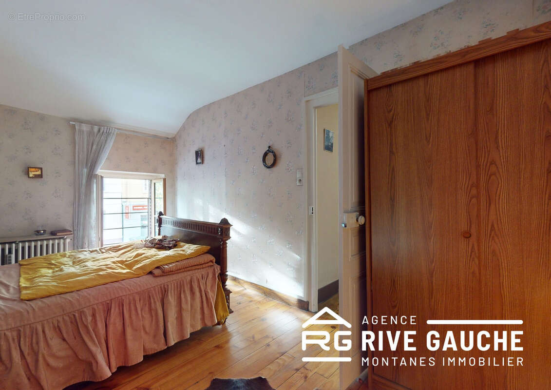 Maison à ROUSSILLON