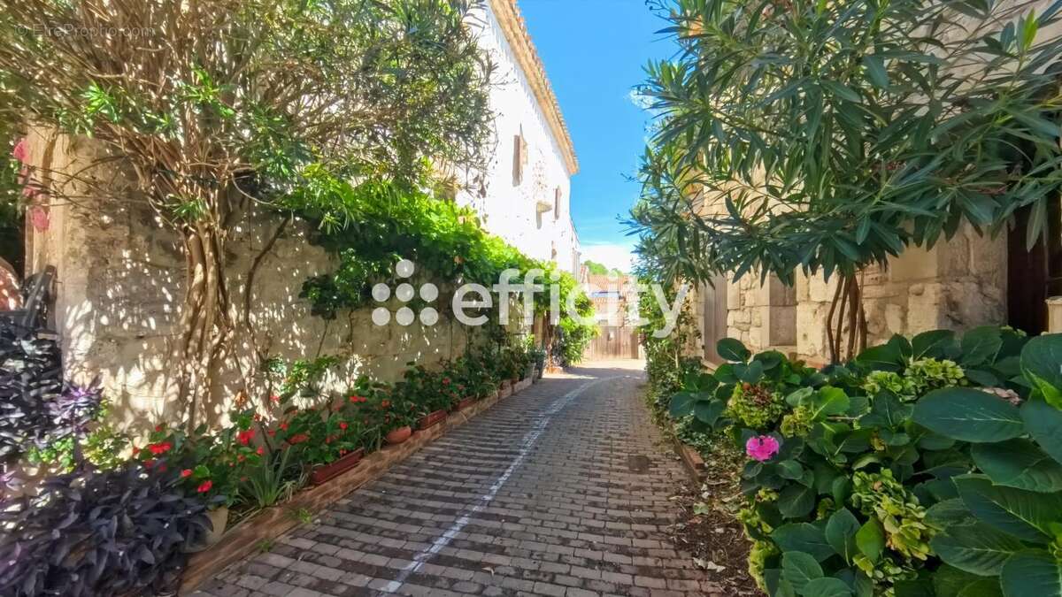 Maison 265 m² à Penne-D'agenais  - photo 29