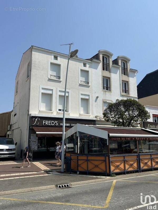 Photo 1 - Commerce à SAINT-GILLES-CROIX-DE-VIE