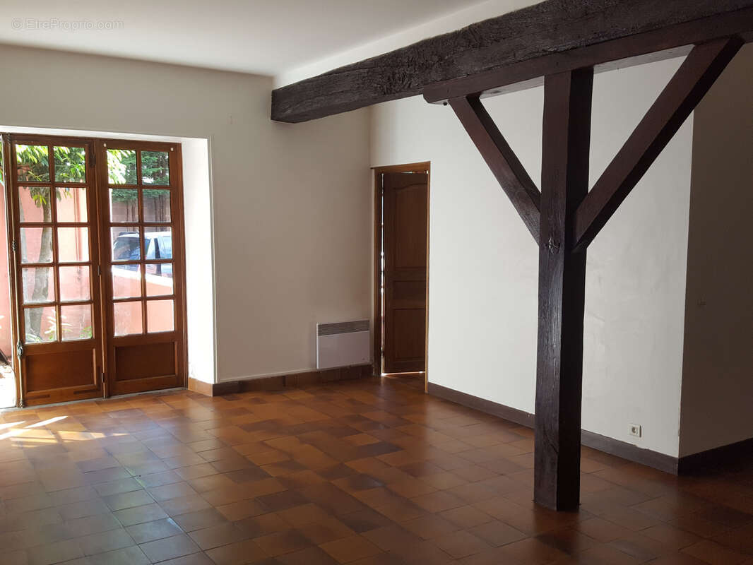 Appartement à AUNEAU