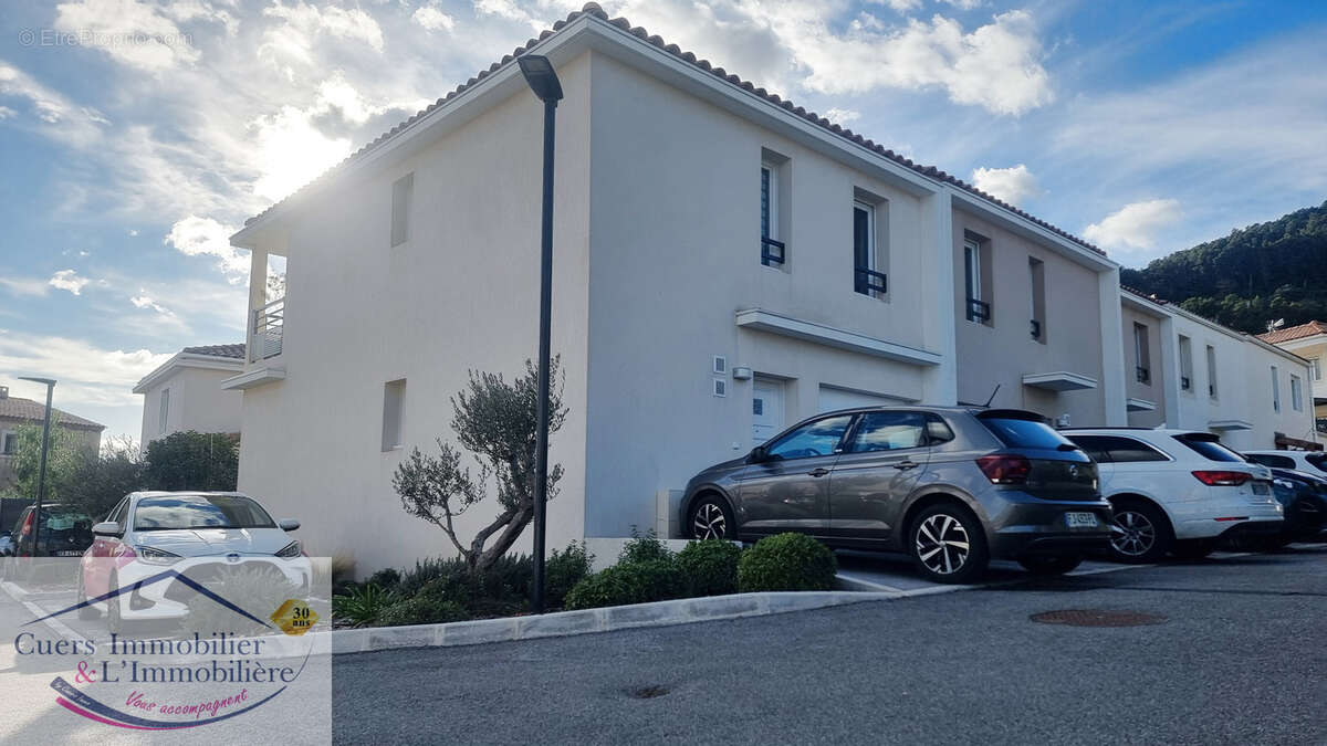 Maison à LA FARLEDE