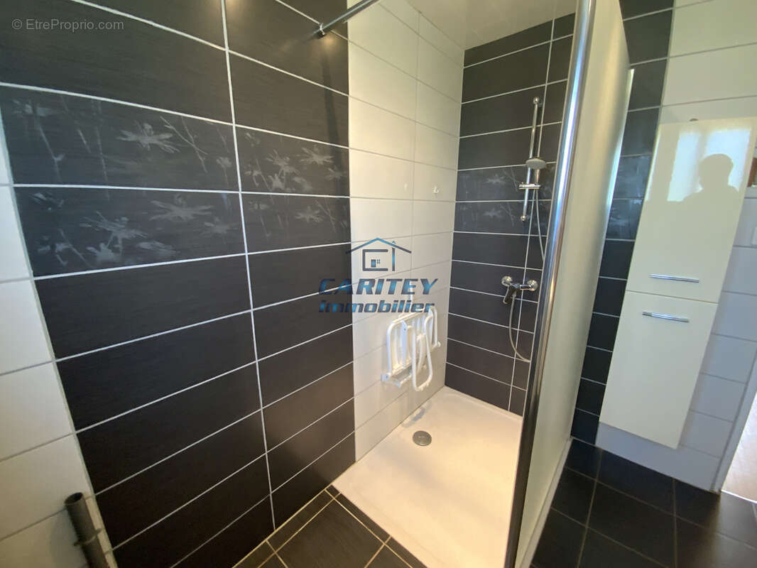 ALLENJOIE (25490) - Agréable maison à conforter au calme - photo 4
