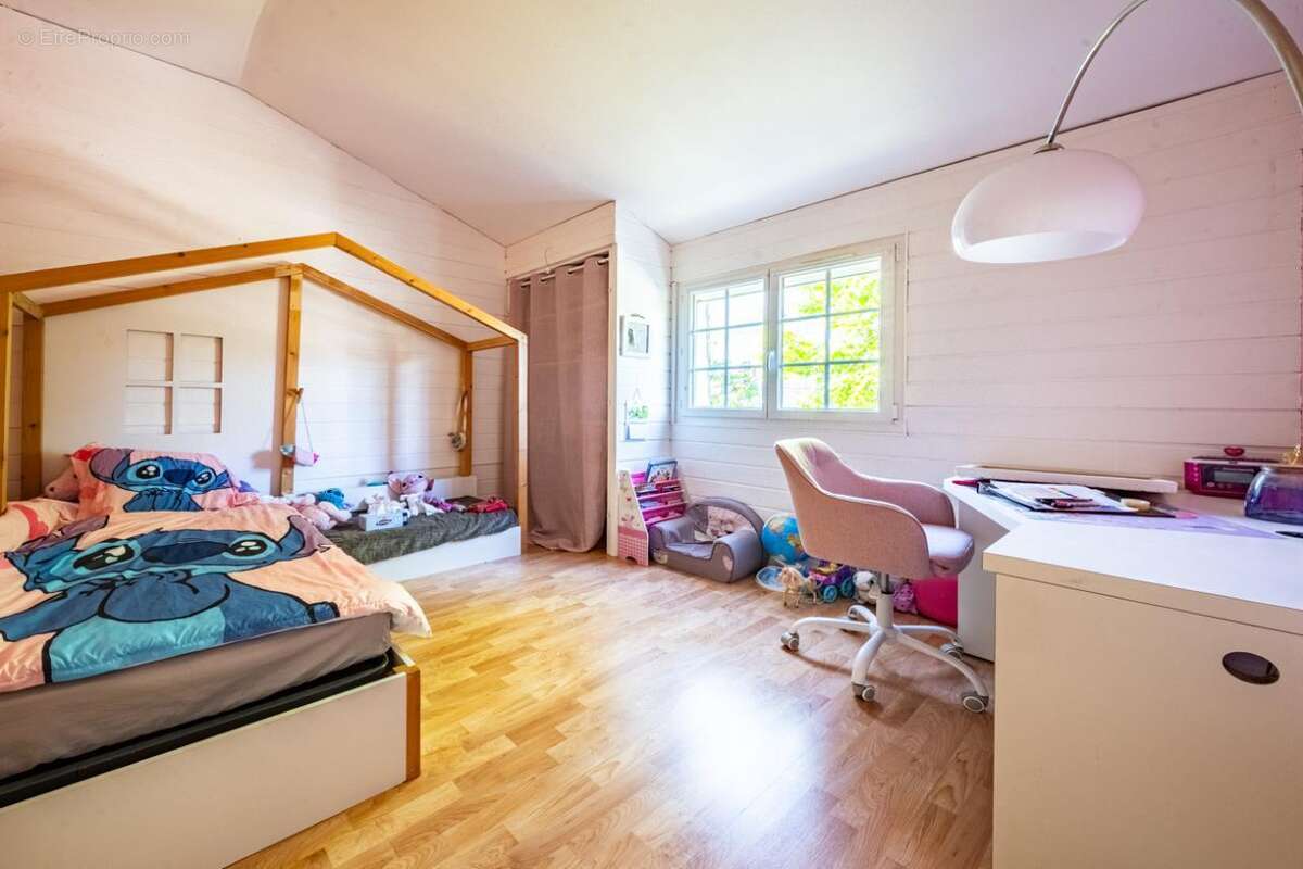 Maison à CHEVIGNY-SAINT-SAUVEUR