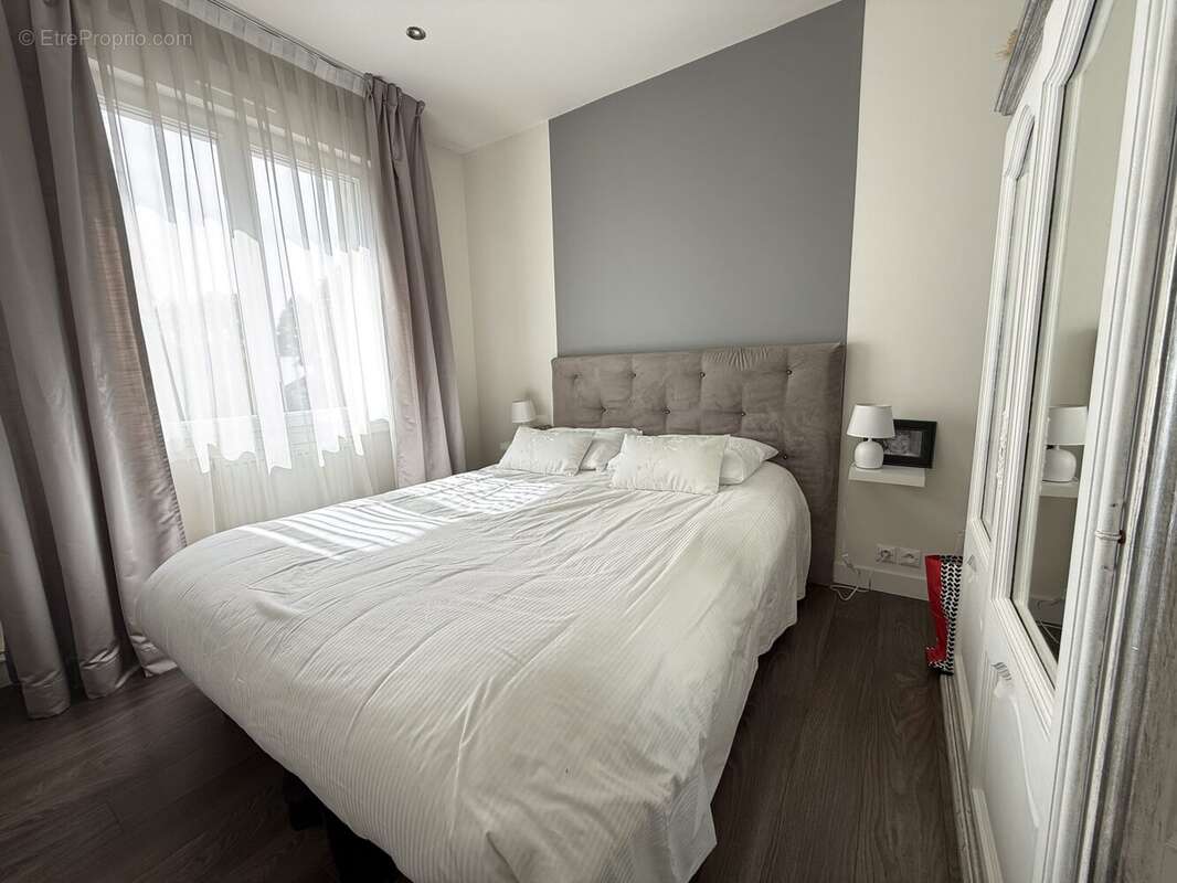 Chambre n°1 - Maison à JOUE-LES-TOURS