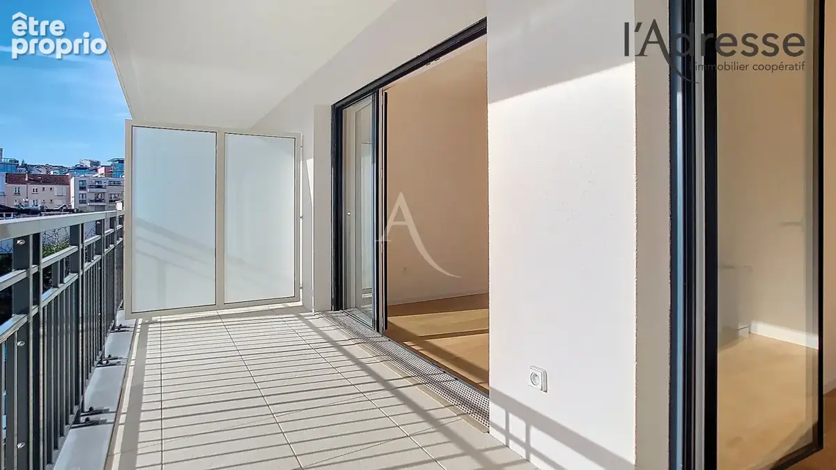 Appartement FRANCO SUISSE Suresnes (quartier Belvédère) 3 pièce(s) 61 m2 avec terrasse 8m² et parking boxé - photo 12