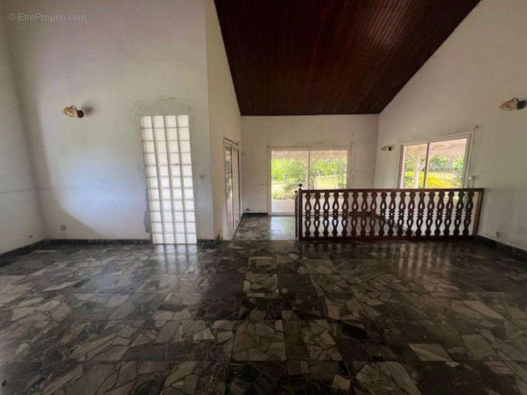 Maison à LE LAMENTIN