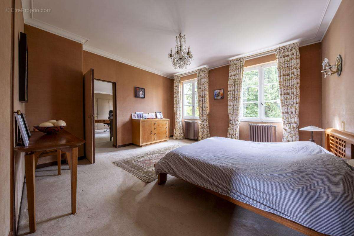 Maison à VILLENEUVE-D'OLMES