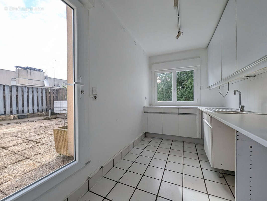 Appartement à FONTENAY-SOUS-BOIS