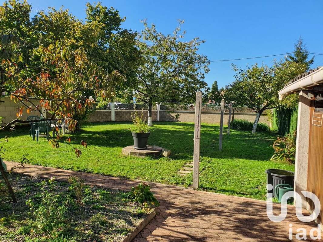 Photo 2 - Maison à ROUMAZIERES-LOUBERT