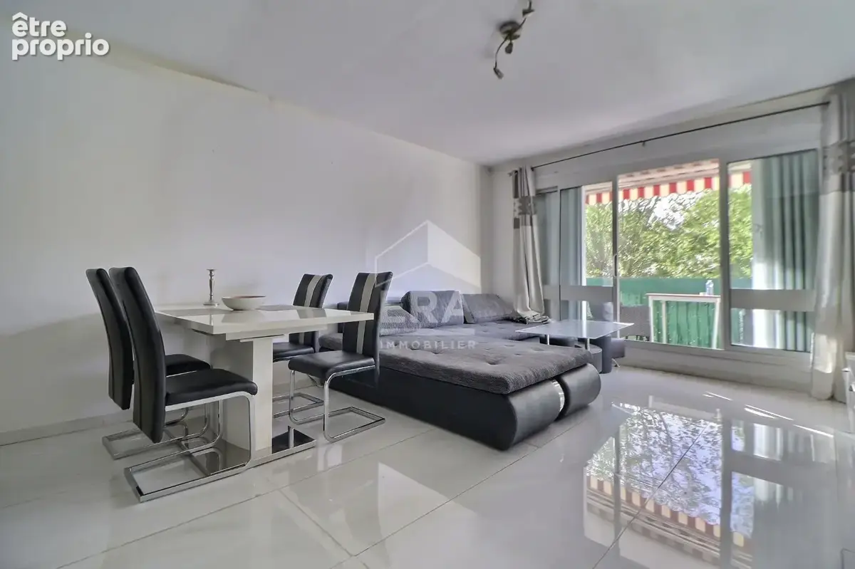 Photo Appartement à Taverny au prix de 242 000€