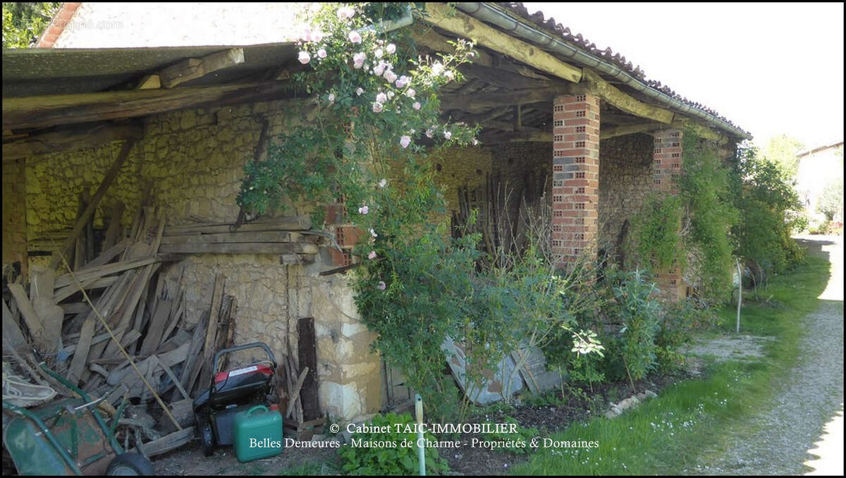 Maison à REALMONT