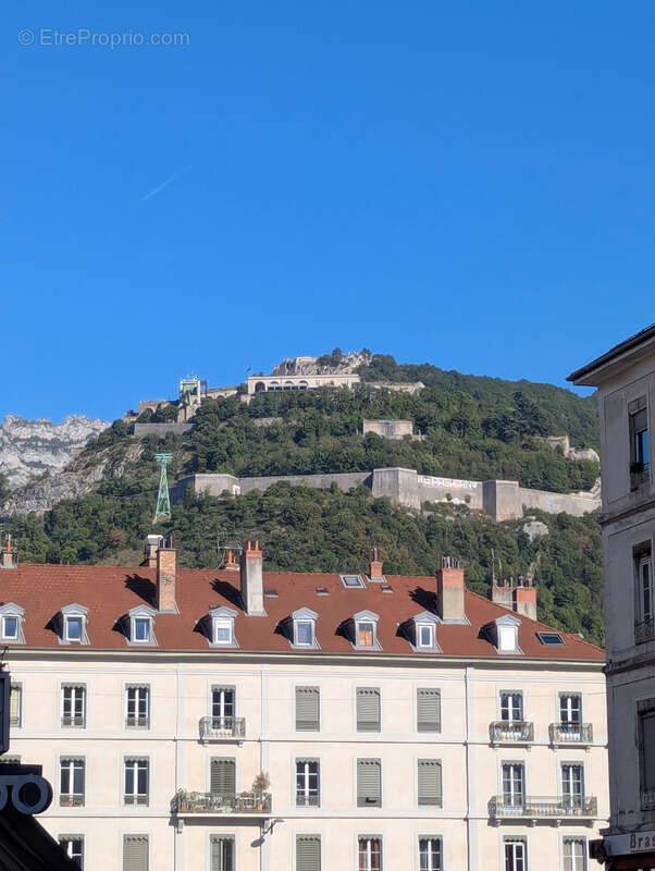 Commerce à GRENOBLE